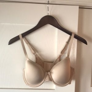 Wacoal Halo Lace Spacer T-Shirt Bra 32D